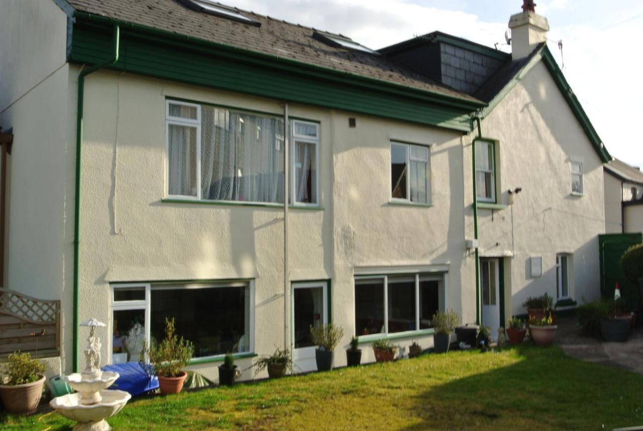 Guest house Old Castle Farm